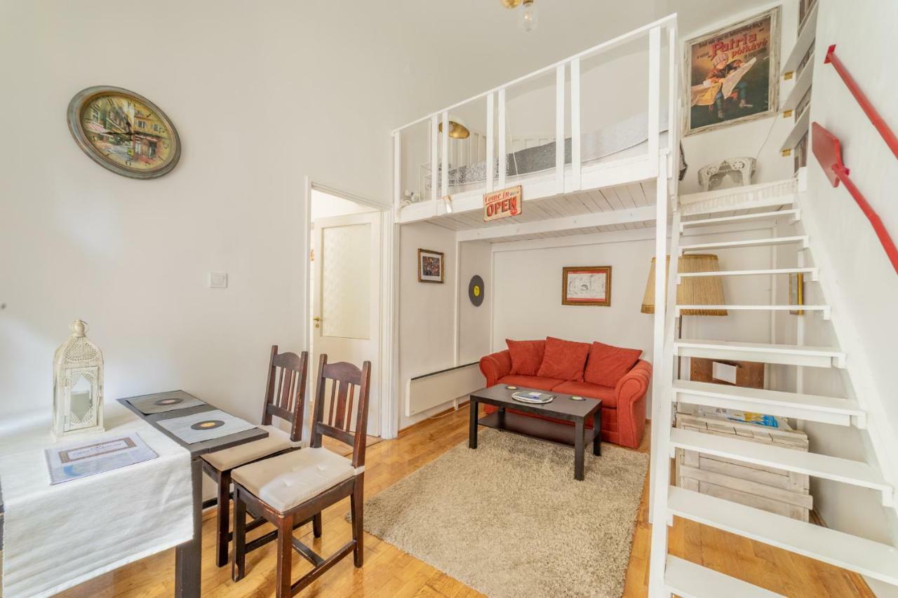 Gabi'S Central Broadway Nest @ Nagymezo Str Budapest Ngoại thất bức ảnh