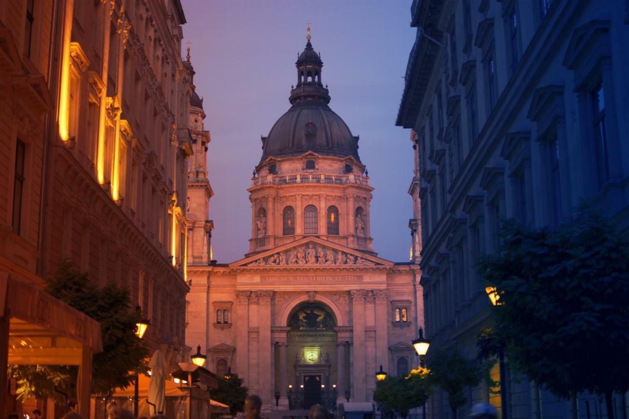 Gabi'S Central Broadway Nest @ Nagymezo Str Budapest Ngoại thất bức ảnh