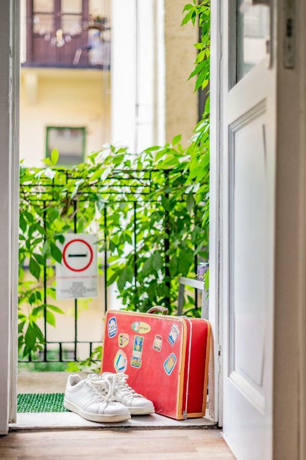 Gabi'S Central Broadway Nest @ Nagymezo Str Budapest Ngoại thất bức ảnh