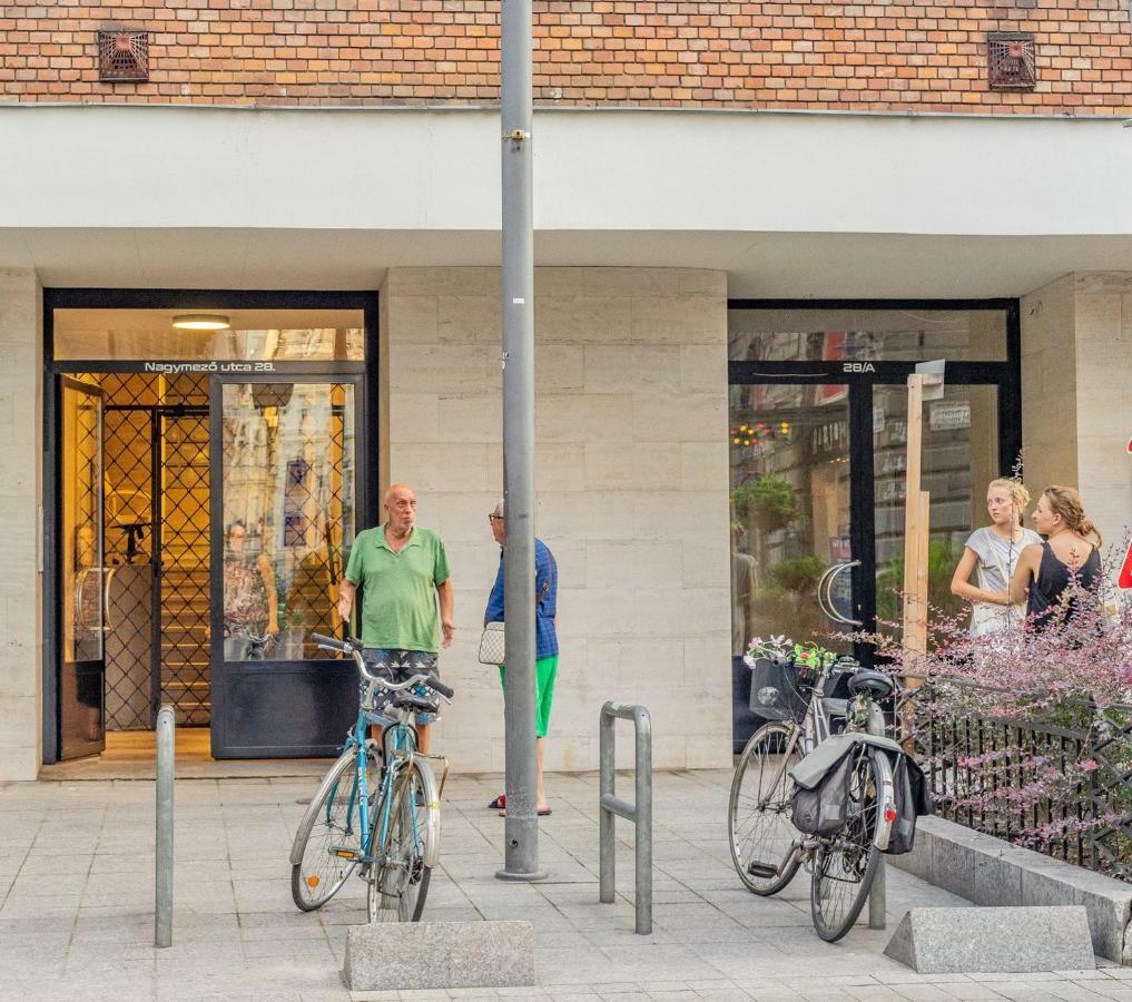 Gabi'S Central Broadway Nest @ Nagymezo Str Budapest Ngoại thất bức ảnh